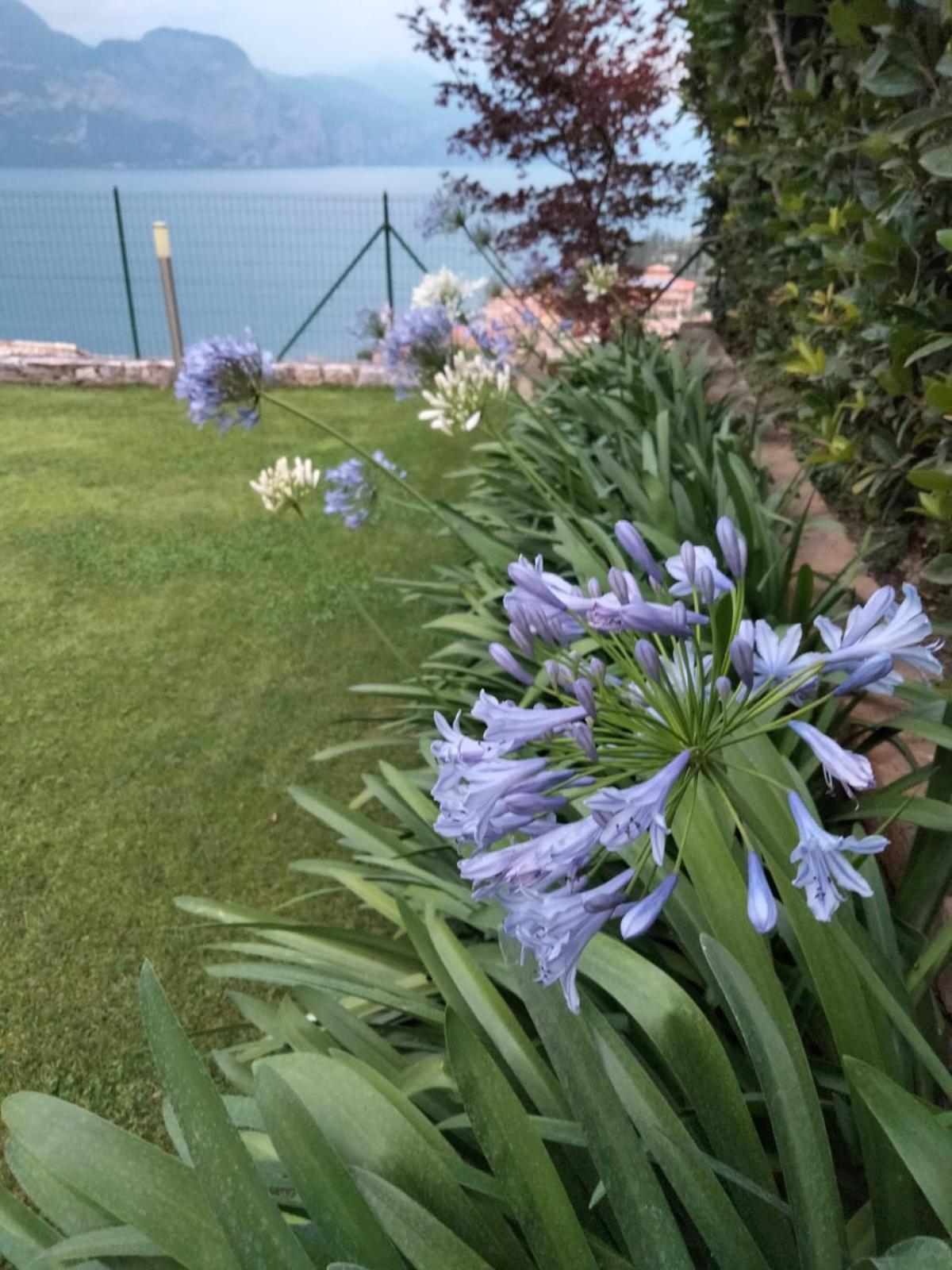 Appartamento Anna Brenzone sul Garda Exterior photo