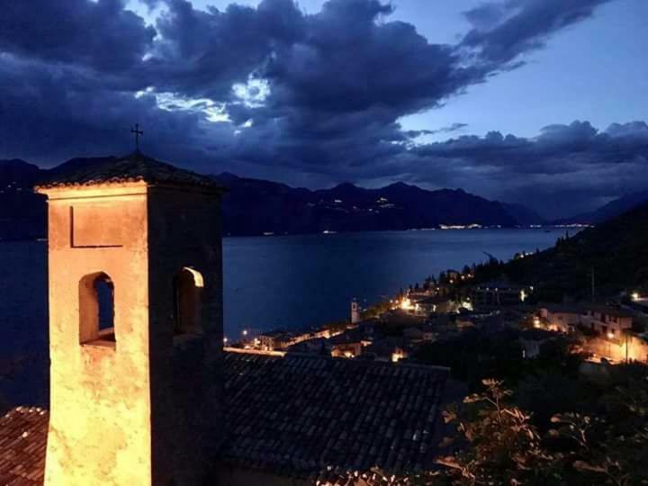Appartamento Anna Brenzone sul Garda Exterior photo